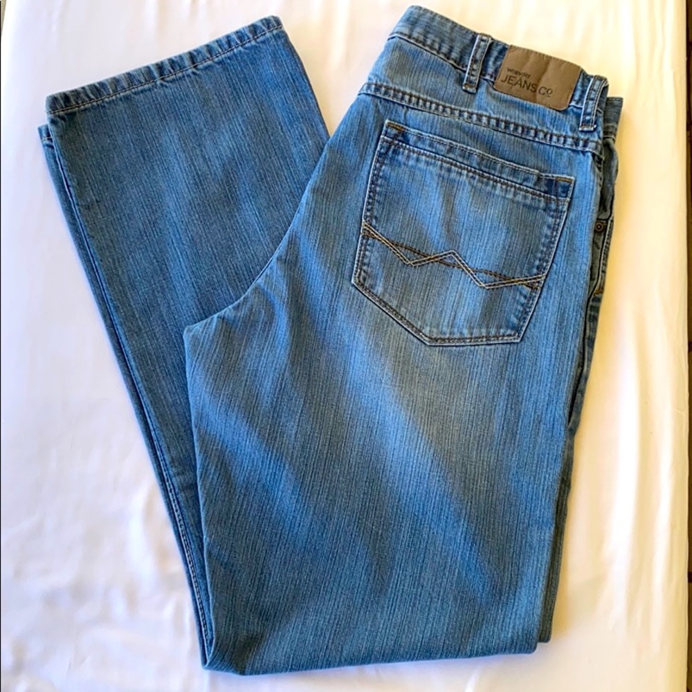 Wrangler Relaxed Straight Jeans